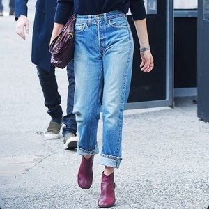 Levi’s | Vintage Perfectly Broken in Medium Wash 501’s